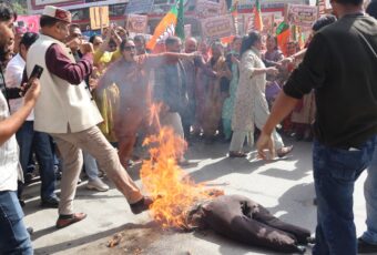 कुल्लू में भाजपा महिला मोर्चा का धरना-प्रदर्शन, राहुल गांधी और कांग्रेस नेतृत्व से जवाबदेही सुनिश्चित करने की मांग
