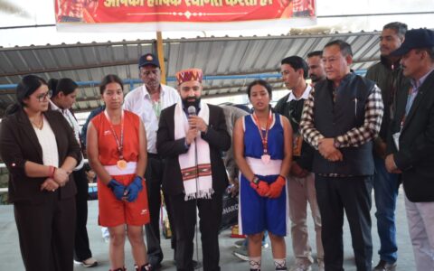 उपायुक्त डॉ. अमित कुमार शर्मा ने किया मुक्केबाजी प्रतियोगिता का समापन, विजेताओं को मेडल पहनाकर किया सम्मानित