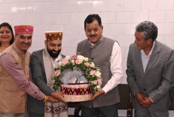 विधायक सुंदर सिंह ठाकुर ने जनता को समर्पित किया केंद्र