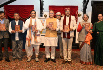 भारतीय भाषाओं को सीखने से राष्ट्रीय एकता और सांस्कृतिक समझ होती है और सुदृढ़ः राज्यपाल