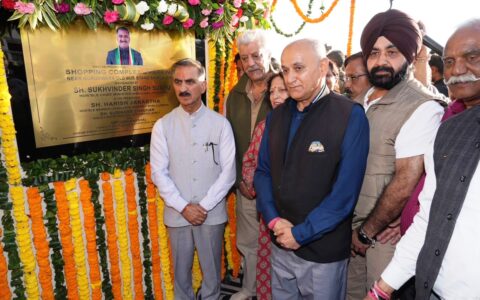 मुख्यमंत्री ने धर्मशाला में इंडोर आइस स्केटिंग रिंक एवं रोलर स्केटिंग रिंक की आधारशिला रखी