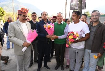 विधायक भुवनेश्वर गौड़ की गृह पंचायत कटराईं में कांग्रेस को झटका, वरिष्ठ नेता सतीश चंद सहित कई कार्यकर्ता भाजपा में शामिल