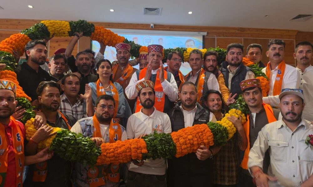 हर मंडल में प्रतिमाह जनहित के मुद्दों पर प्रदर्शन करें कार्यकर्ता, बूथ से लेकर प्रदेश स्तर तक संगठन को सक्रिय बनाएं : डॉ. बिंदल